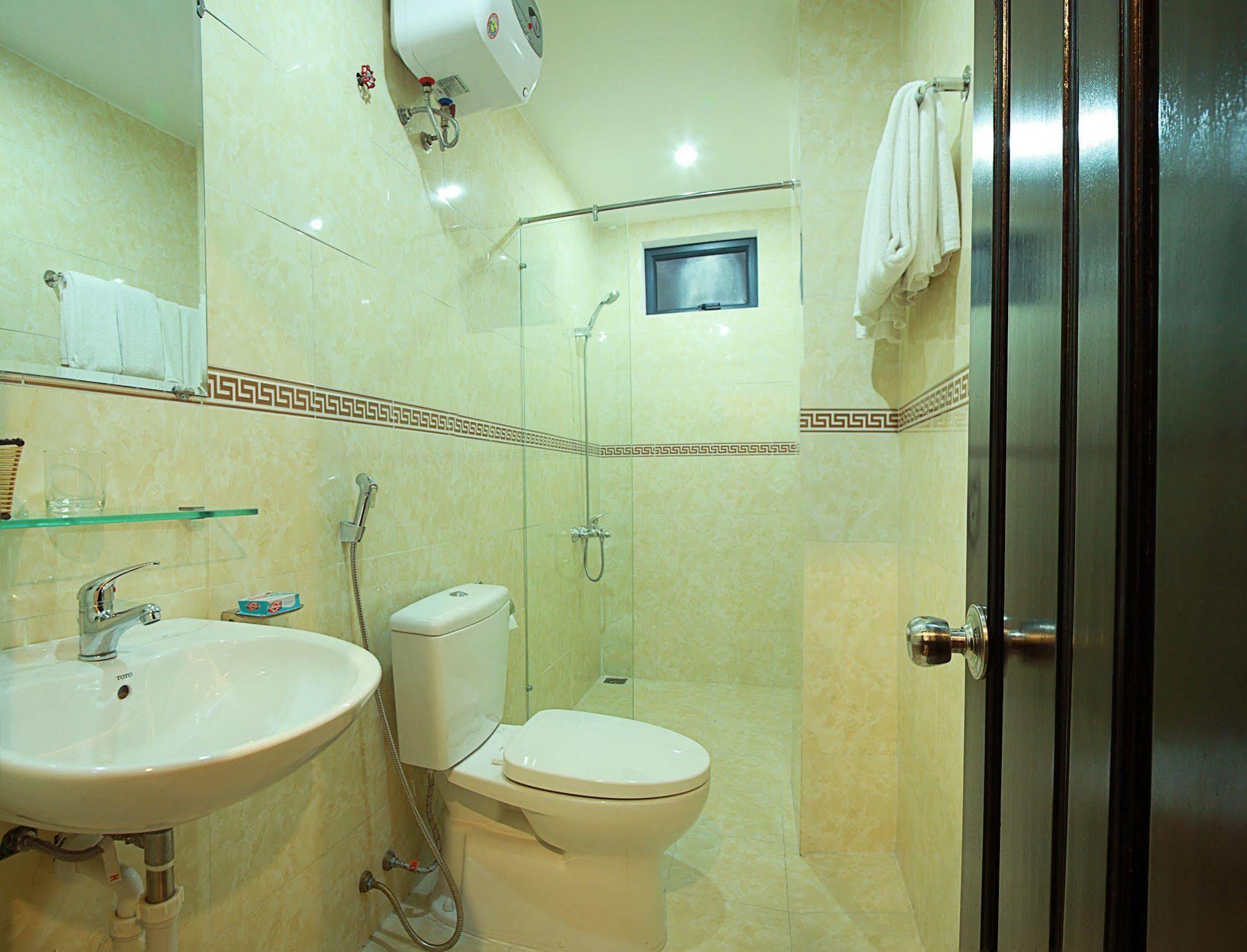 Rich Land Hotel Danang Экстерьер фото